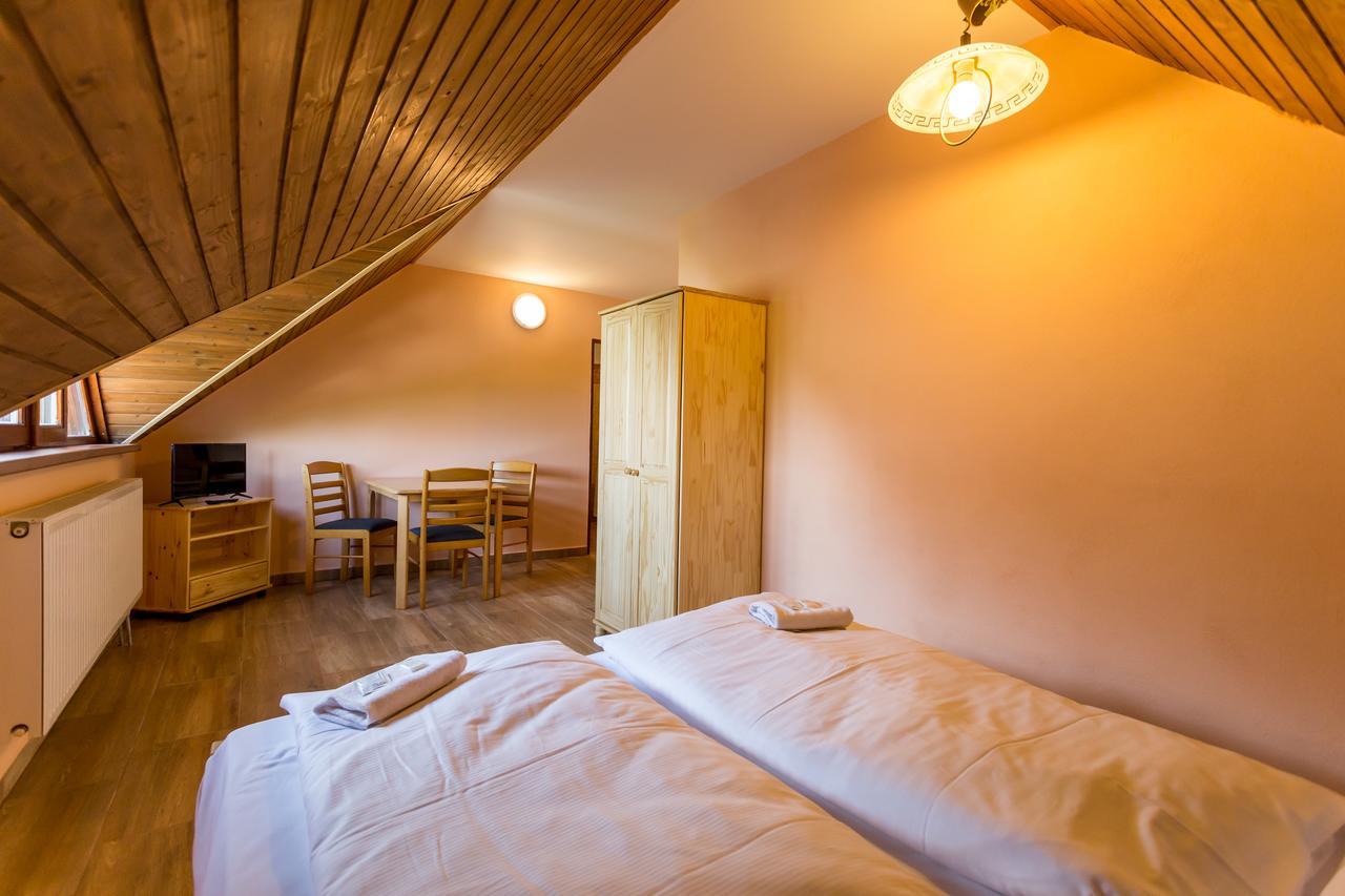 Penzion Satovske Lipy Exterior foto