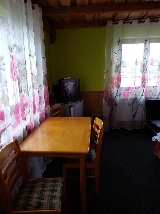 Penzion Satovske Lipy Exterior foto